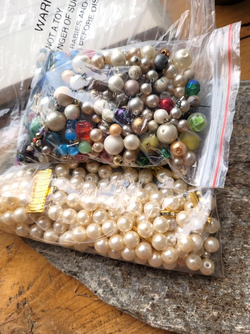 2 Lots - 240 gr - of various stone beads and others for creation .. – photo 6